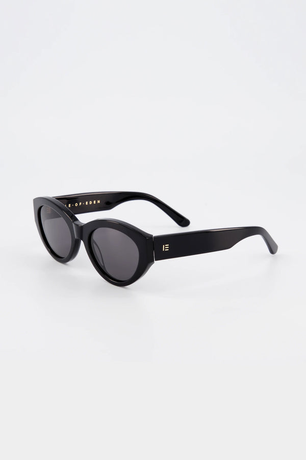 ISLE OF EDEN | Felina Sunglasses | Black