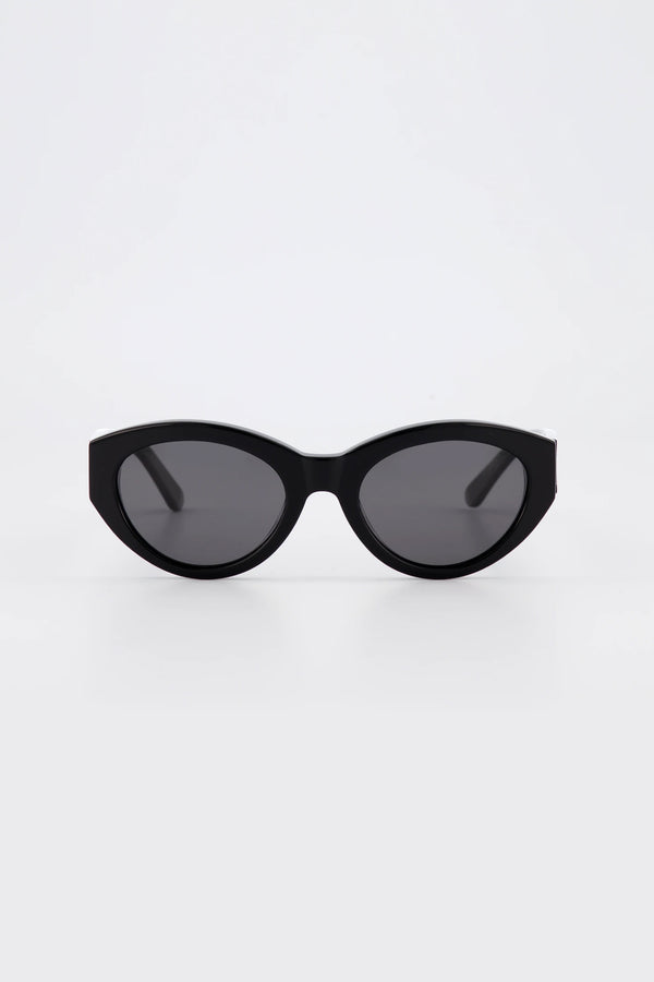 ISLE OF EDEN | Felina Sunglasses | Black